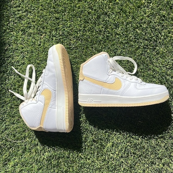 LIKE NEW! NIKE AIR FORCE Sculpt! - Picture 15 of 16